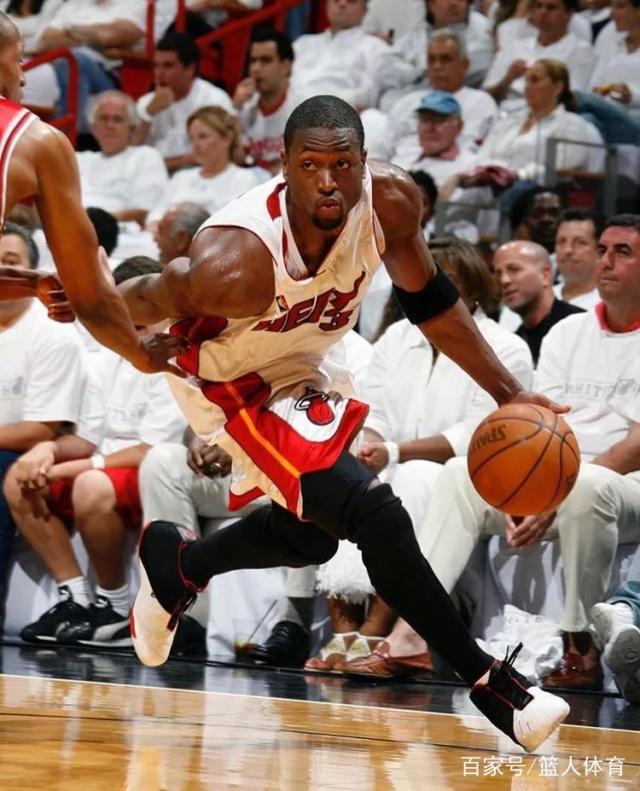 她与另一位 她与另一位